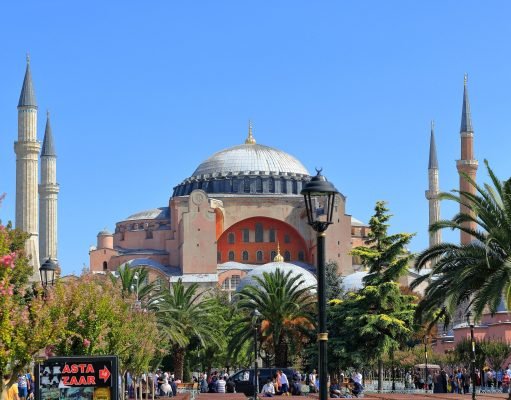 하기아소피아에 무슨 일이 있었나? hagia-sophia