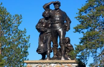 다너 행렬의 최후를 떠올리며 보는 한국 대선 Donner Party Memorial