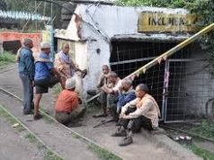 외로운 미국 석탄 광부들의 파업 coal miners