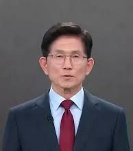 무너져가는 진영에서 느끼는 감상 김문수후보